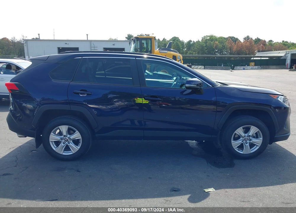 2021 TOYOTA RAV4 XLE VIN: 2T3P1RFV9MW215073