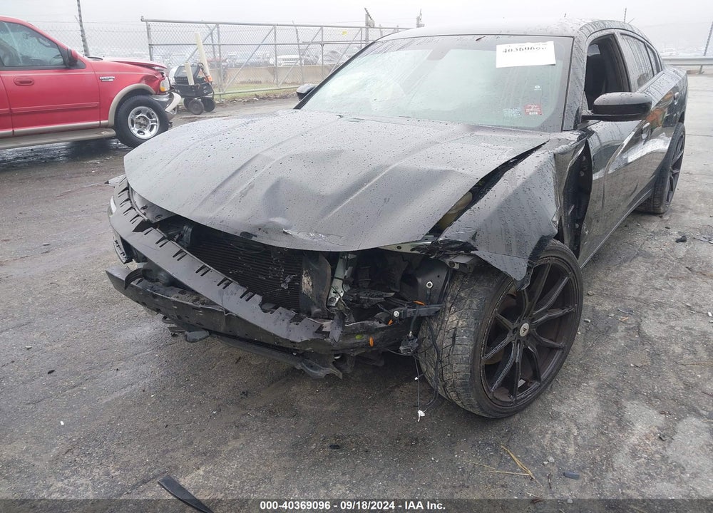 2018 DODGE CHARGER POLICE AWD VIN: 2C3CDXKT5JH323723