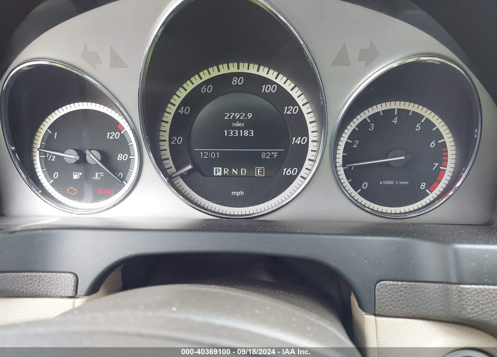 2011 MERCEDES-BENZ C 300 LUXURY 4MATIC/SPORT 4MATIC VIN: WDDGF8BB6BR172709