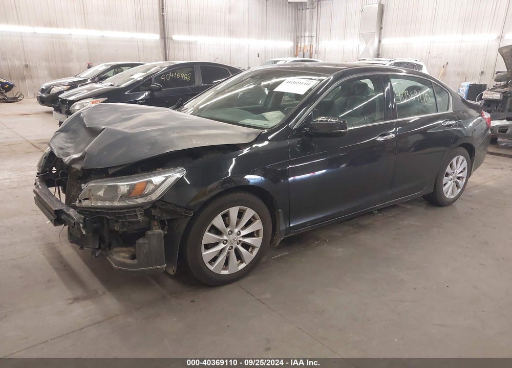 2015 HONDA ACCORD VIN: 1HGCR3F83FA021334