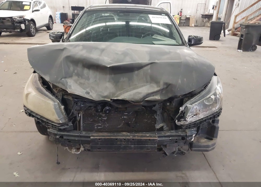 2015 HONDA ACCORD VIN: 1HGCR3F83FA021334