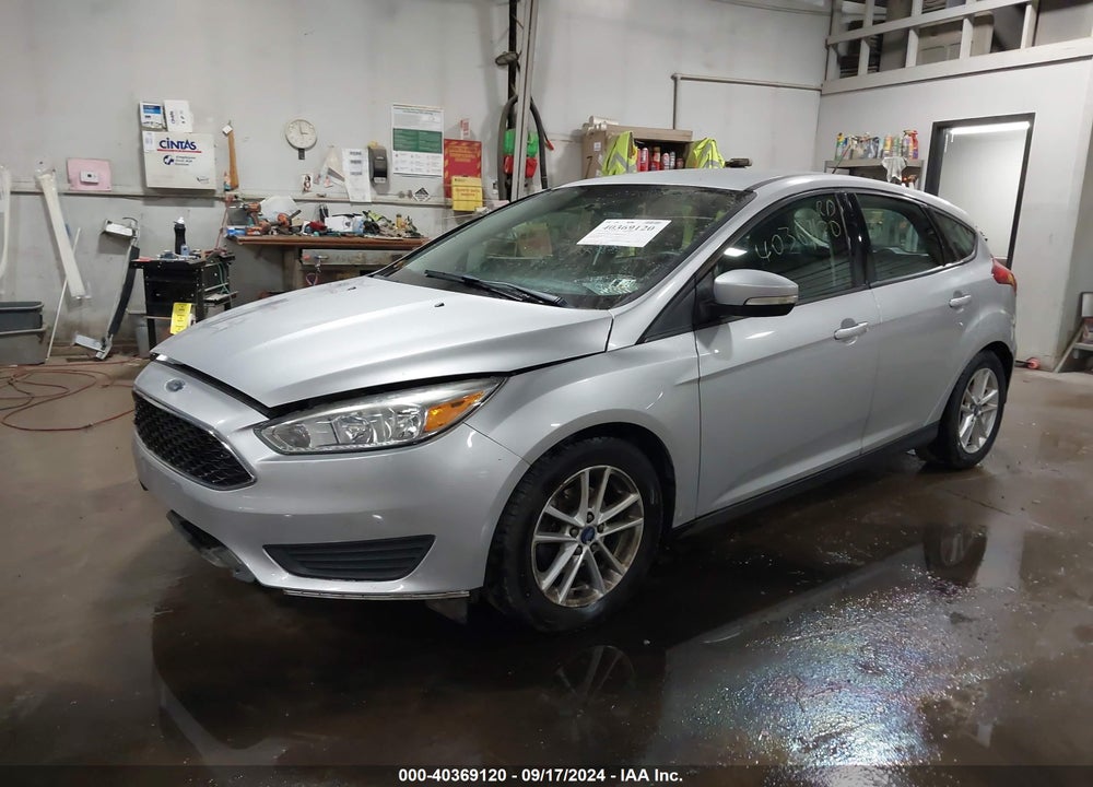 2015 FORD FOCUS SE VIN: 1FADP3K23FL222879