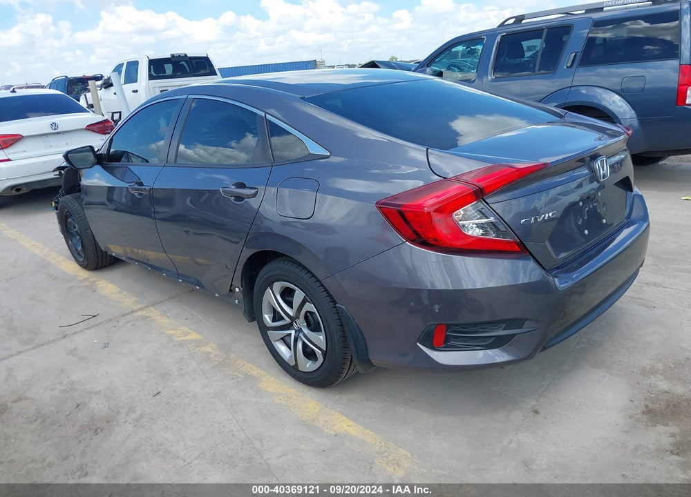 2018 HONDA CIVIC LX VIN: 2HGFC2F5XJH583790