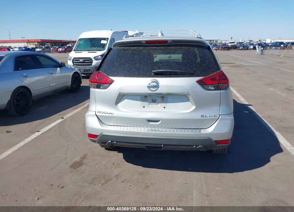 2018 NISSAN ROGUE SL VIN: 5N1AT2MVXJC824726