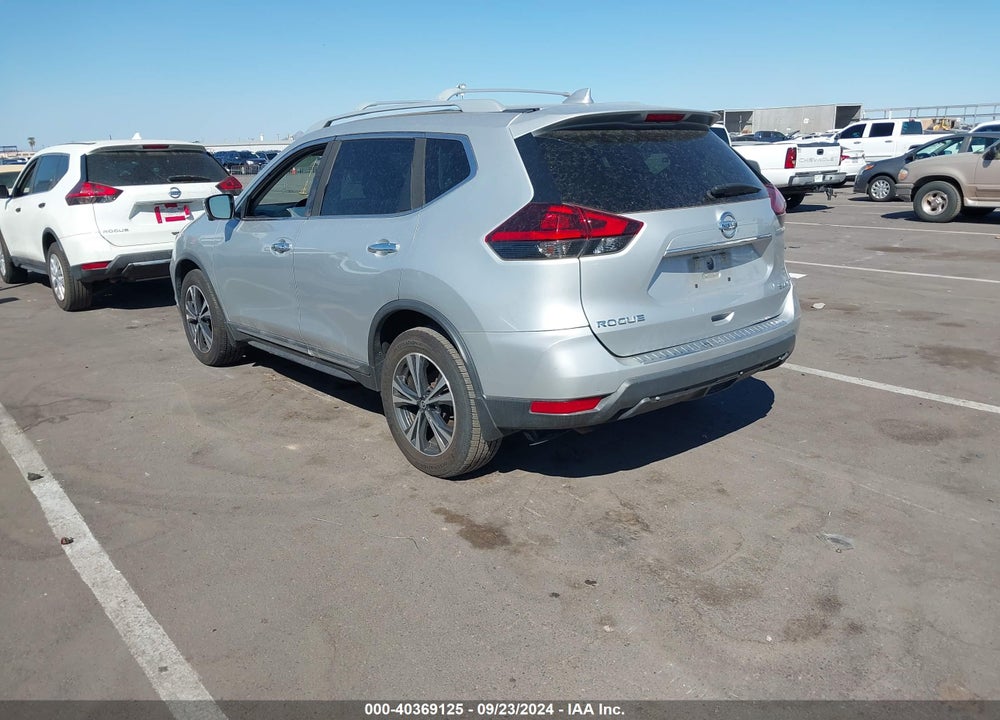 2018 NISSAN ROGUE SL VIN: 5N1AT2MVXJC824726