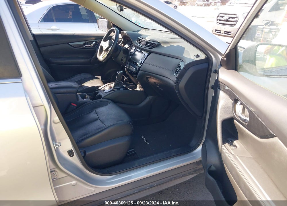 2018 NISSAN ROGUE SL VIN: 5N1AT2MVXJC824726