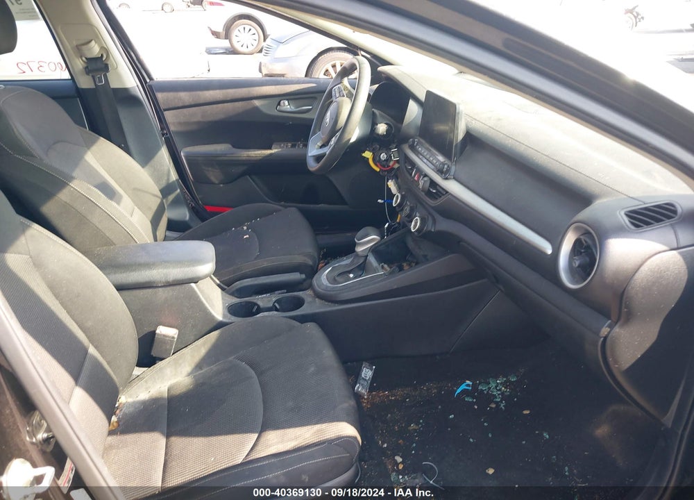2021 KIA FORTE LXS VIN: 3KPF24AD9ME327135