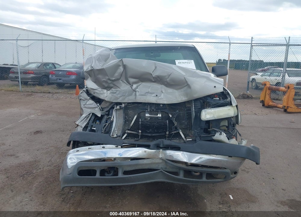 2002 CHEVROLET SILVERADO 2500HD VIN: 1GCHK23G92F218813