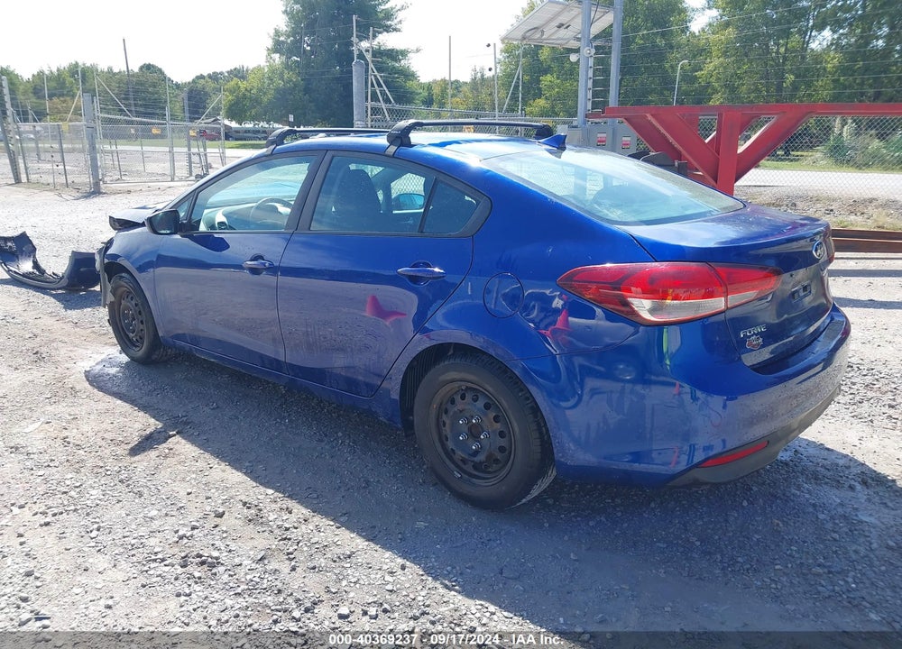 2018 KIA FORTE LX VIN: 3KPFK4A72JE167721