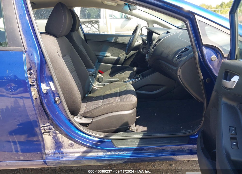 2018 KIA FORTE LX VIN: 3KPFK4A72JE167721
