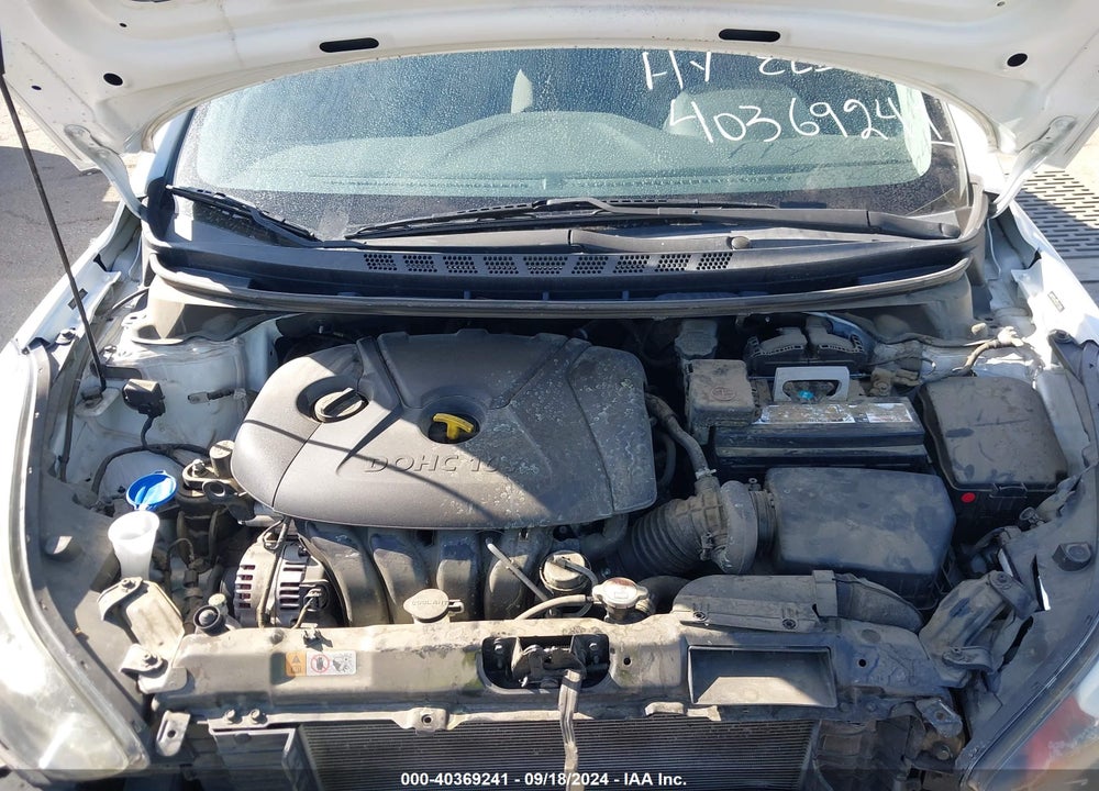 2016 HYUNDAI ELANTRA SE VIN: 5NPDH4AE2GH717816