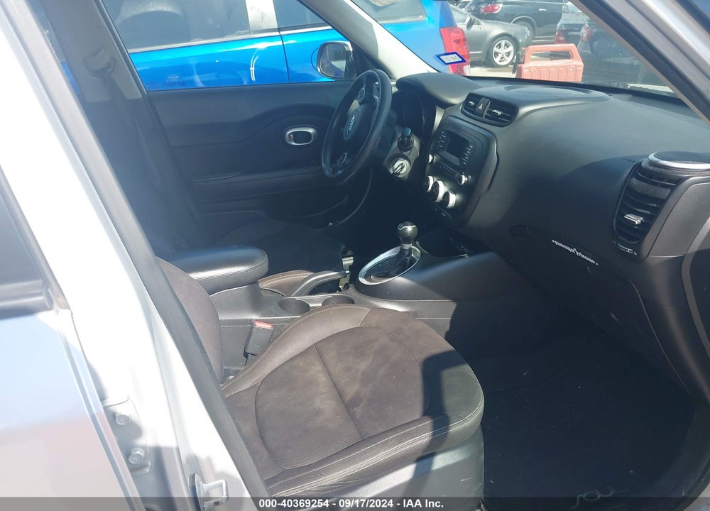 2016 KIA SOUL VIN: KNDJN2A2XG7827457