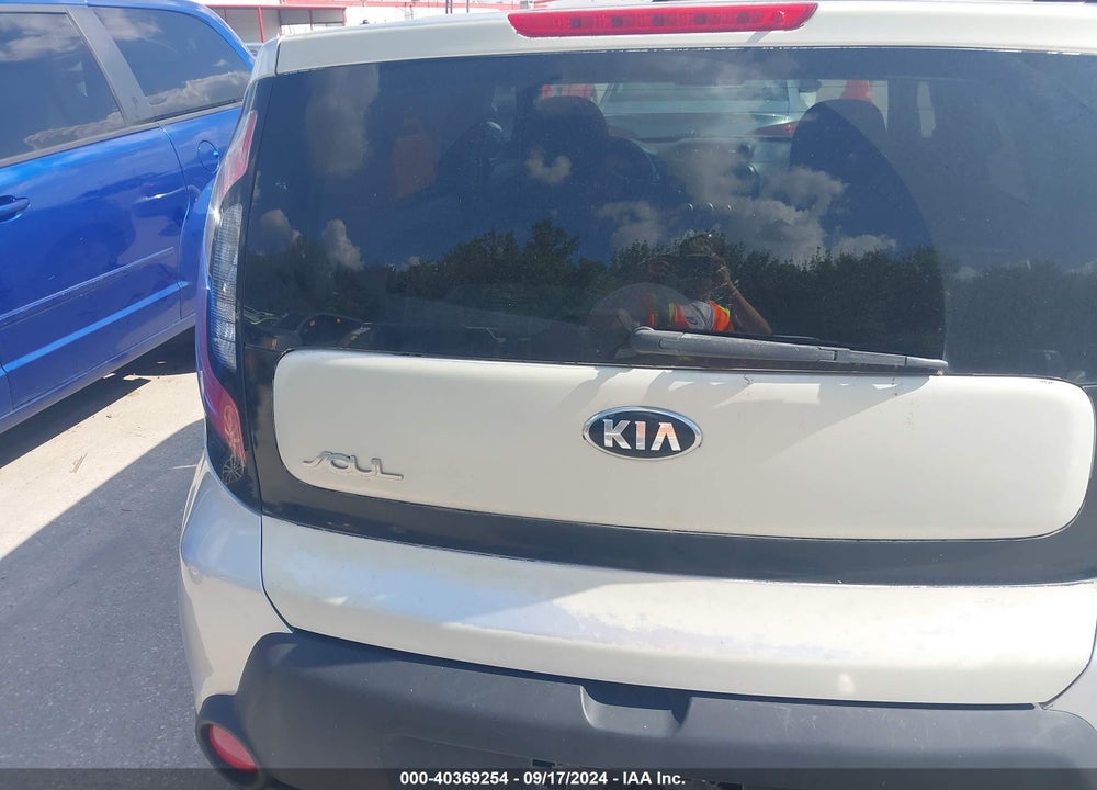 2016 KIA SOUL VIN: KNDJN2A2XG7827457