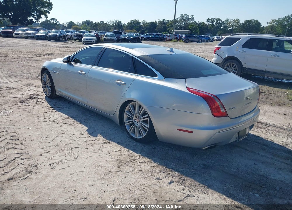 2015 JAGUAR XJ XJL PORTFOLIO VIN: SAJWA2GZ0F8V88341