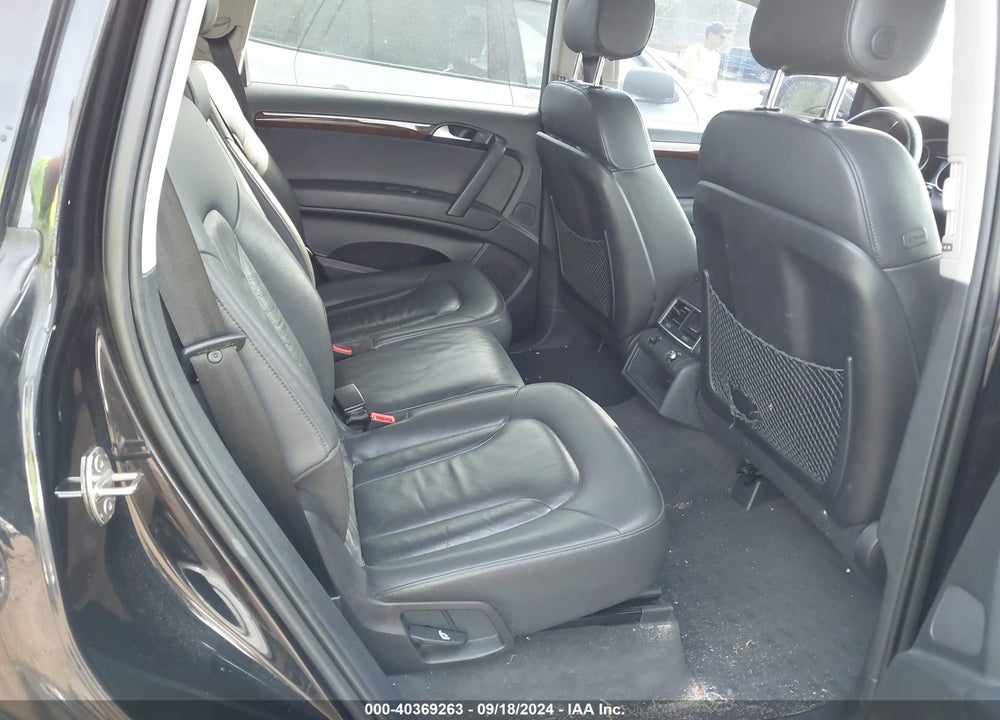 2011 AUDI Q7 3.0T PREMIUM VIN: WA1CGAFEXBD005424