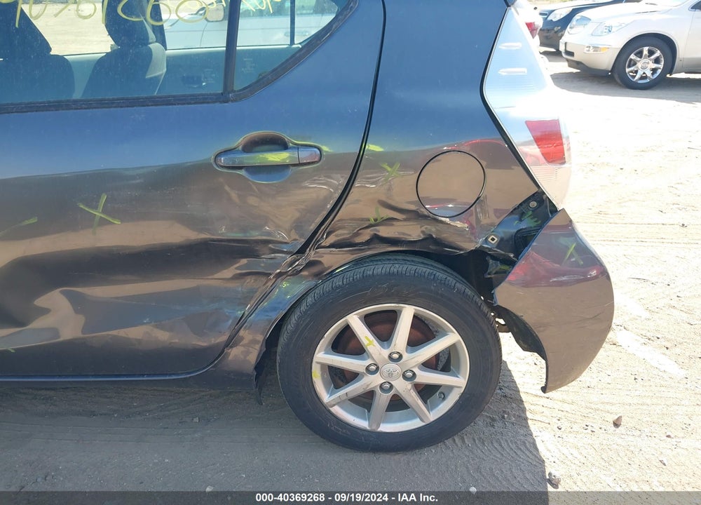 2012 TOYOTA PRIUS C THREE VIN: JTDKDTB32C1509463