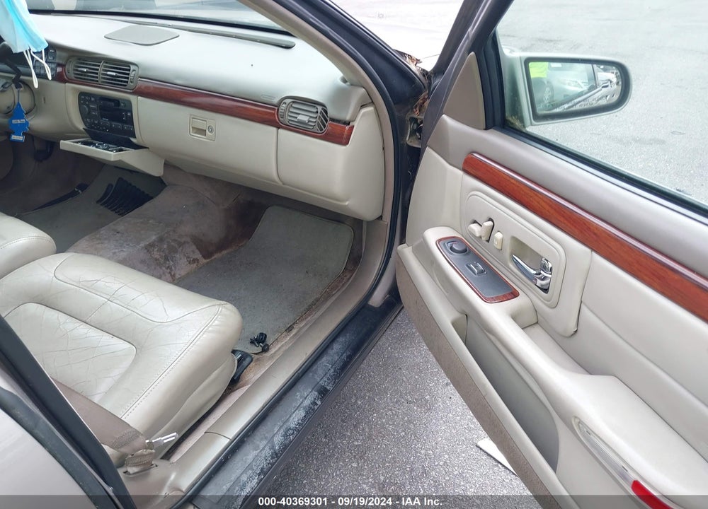 1998 CADILLAC DEVILLE STANDARD VIN: 1G6KD54Y4WU733098