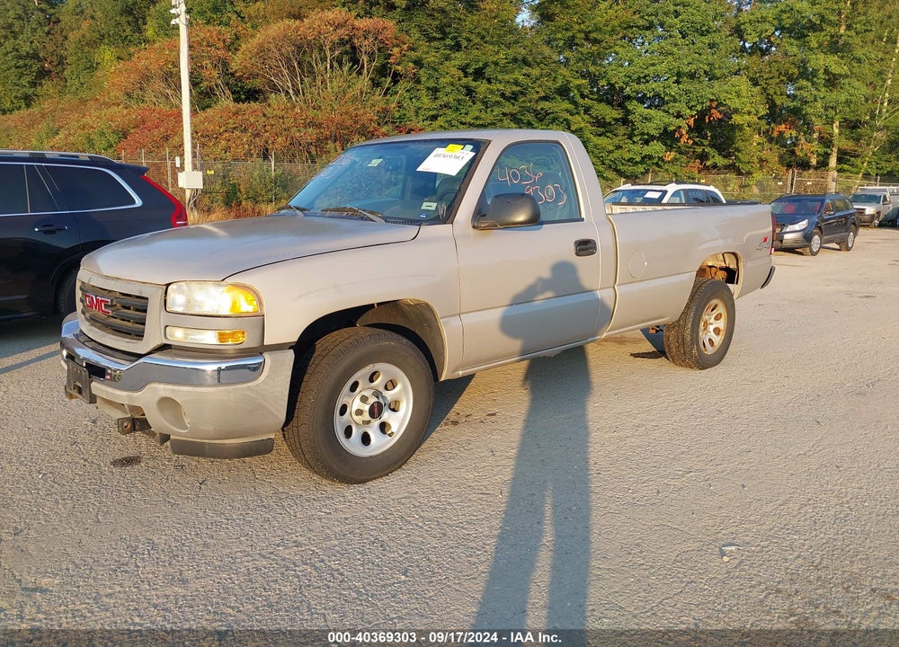 2005 GMC SIERRA 1500 WORK TRUCK VIN: 1GTEK14V75E165985