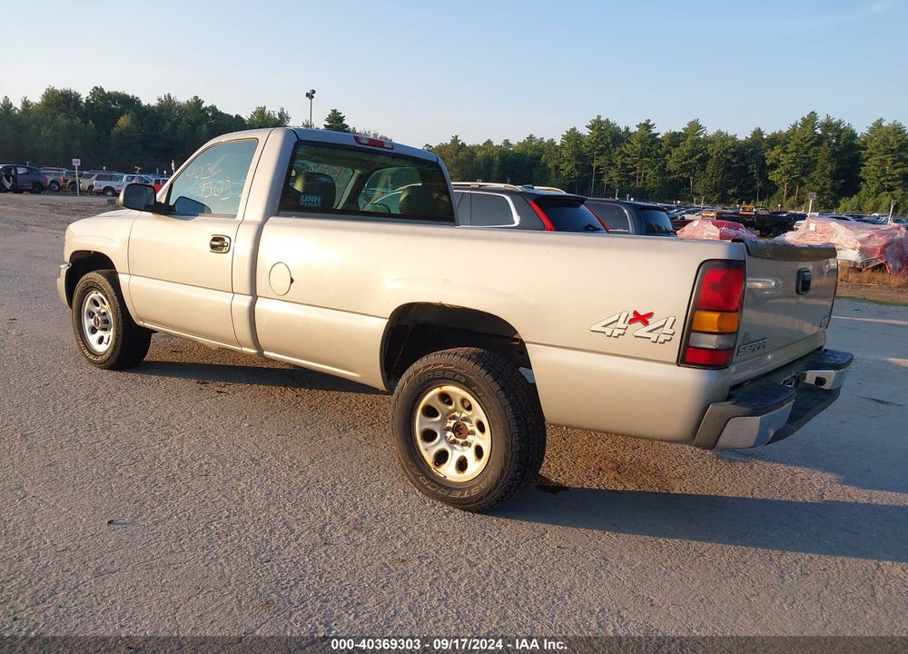 2005 GMC SIERRA 1500 WORK TRUCK VIN: 1GTEK14V75E165985