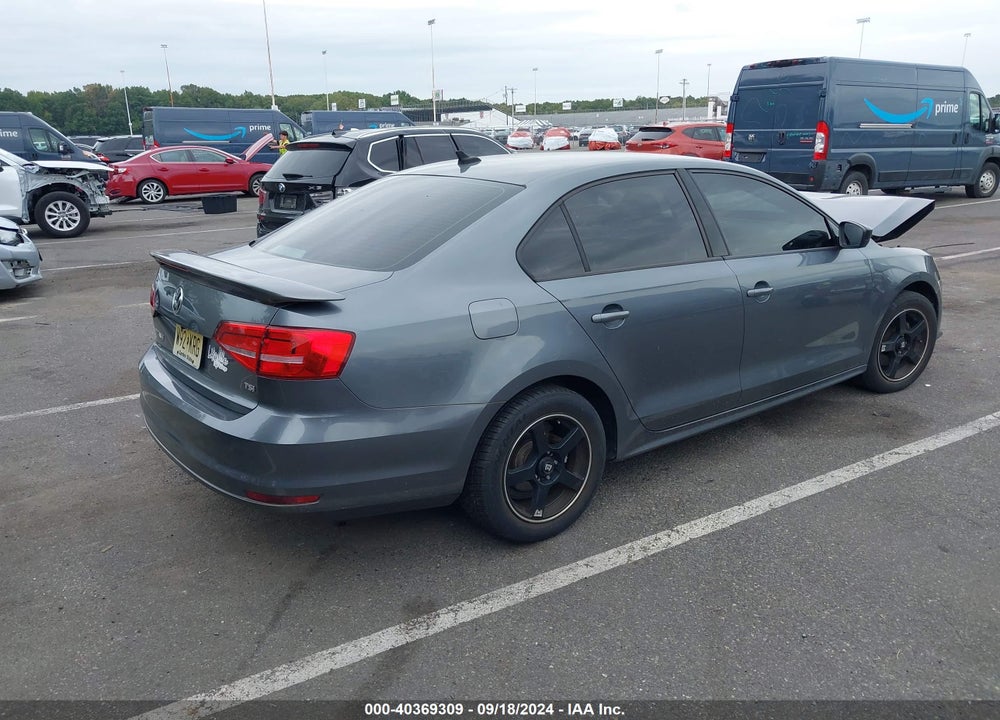 2015 VOLKSWAGEN JETTA 1.8T SE VIN: 3VWD17AJ0FM281458
