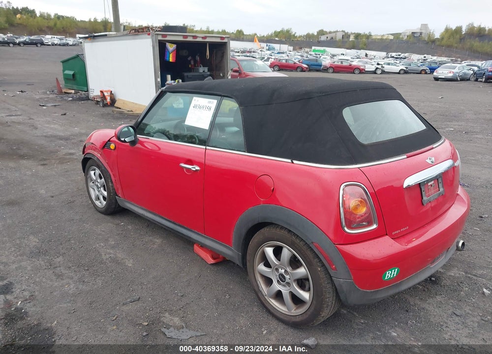 2010 MINI COOPER VIN: WMWMR3C59ATZ19413