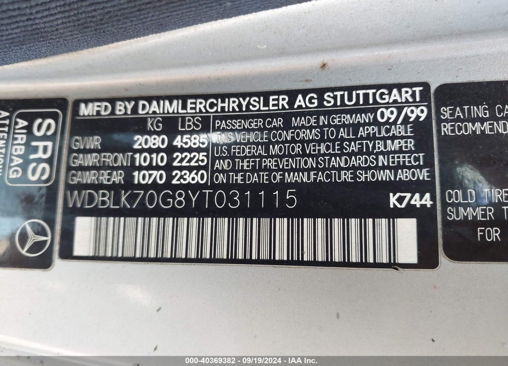 2000 MERCEDES-BENZ CLK 430 VIN: WDBLK70G8YT031115