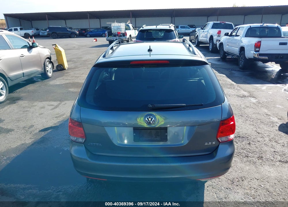 2012 VOLKSWAGEN JETTA SPORTWAGEN 2.5L S VIN: 3VWPP7AJ7CM622720