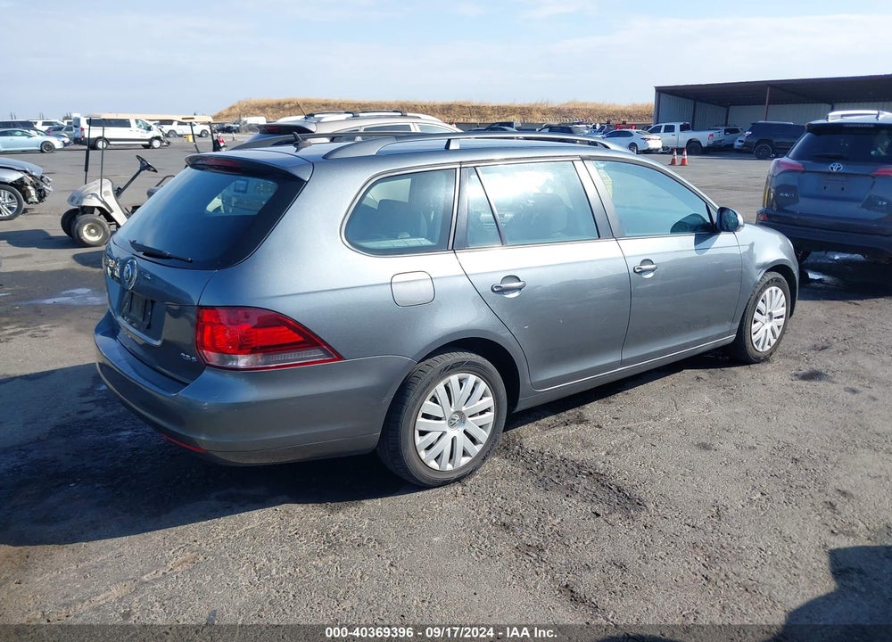 2012 VOLKSWAGEN JETTA SPORTWAGEN 2.5L S VIN: 3VWPP7AJ7CM622720