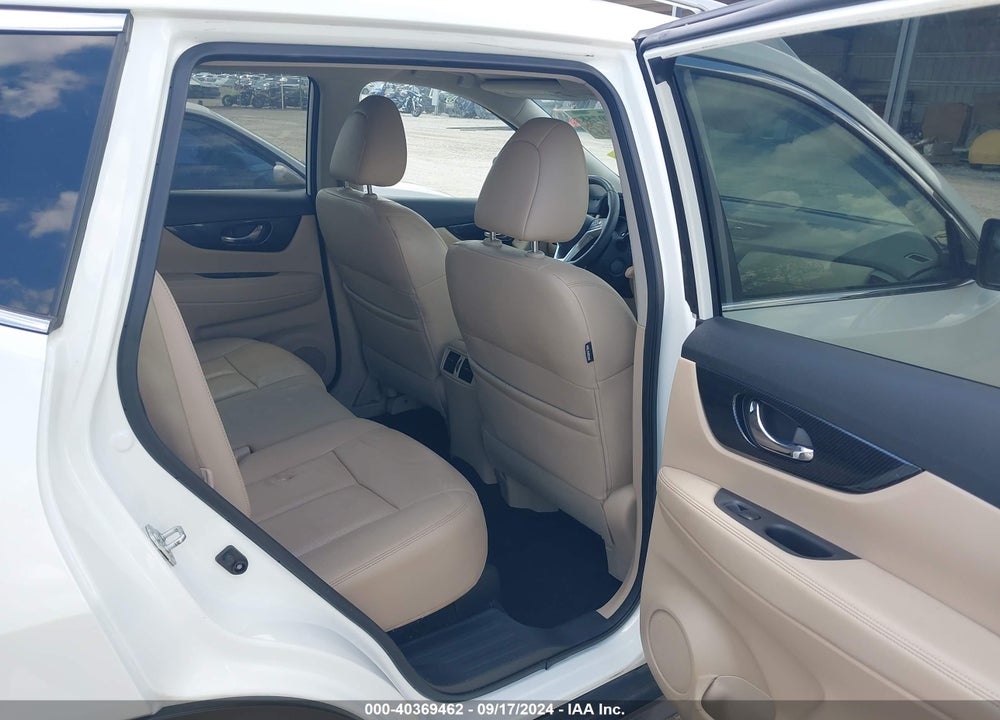 2019 NISSAN ROGUE SL VIN: 5N1AT2MT8KC742560