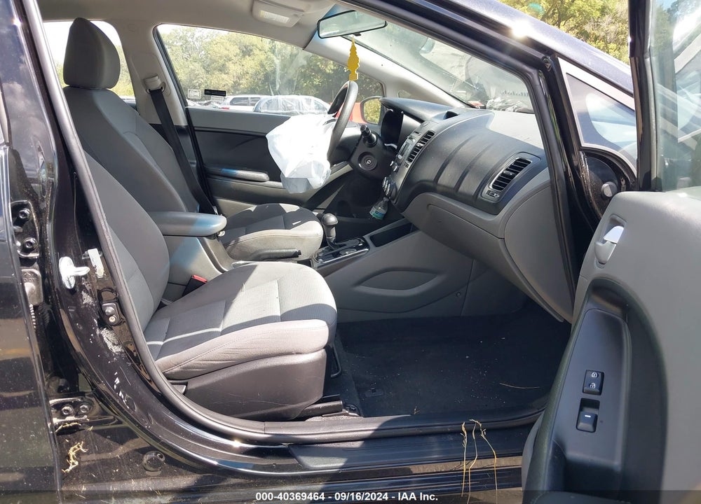 2017 KIA FORTE LX VIN: 3KPFK4A78HE084370