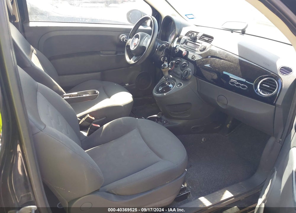 2015 FIAT 500 POP VIN: 3C3CFFAR6FT570371