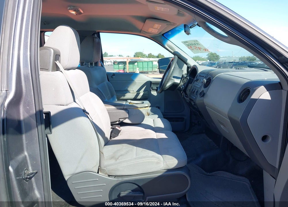 2005 FORD F-150 STX/XL/XLT VIN: 1FTRX12W35KD22525