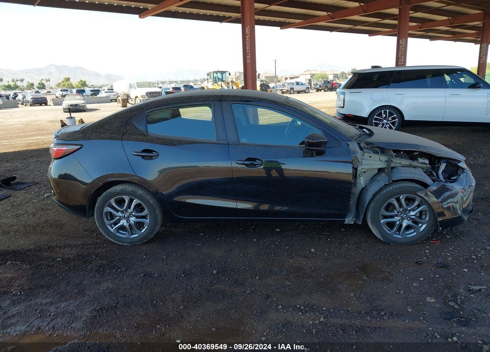 2019 TOYOTA YARIS LE VIN: 3MYDLBYV9KY526755