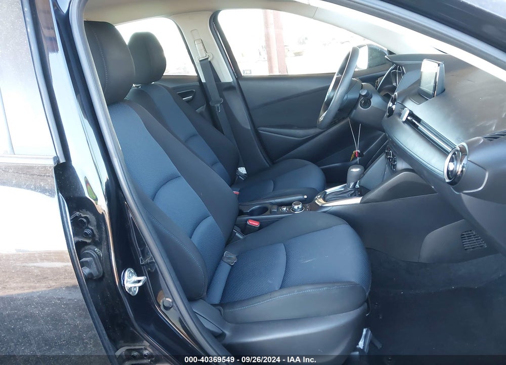 2019 TOYOTA YARIS LE VIN: 3MYDLBYV9KY526755