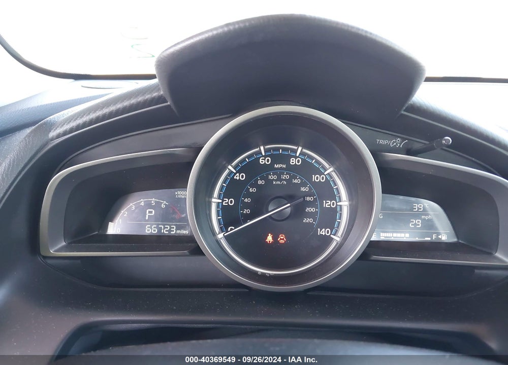 2019 TOYOTA YARIS LE VIN: 3MYDLBYV9KY526755