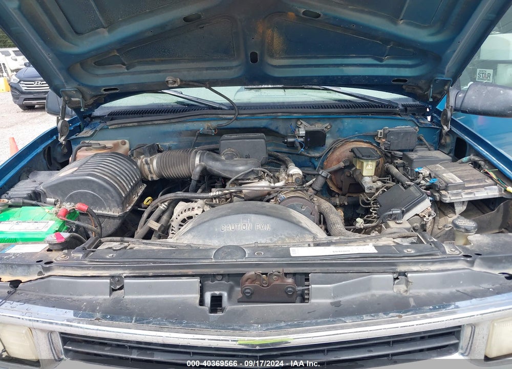 1998 CHEVROLET K1500 FLEETSIDE VIN: 1GCEK14R0WZ130623