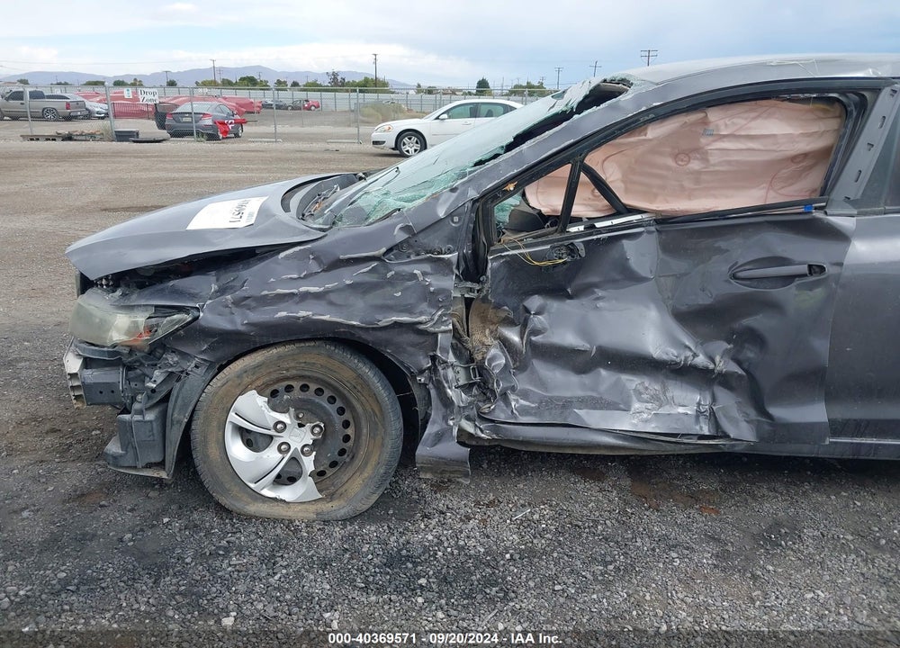 2015 HONDA CIVIC LX VIN: 19XFB2F58FE264599