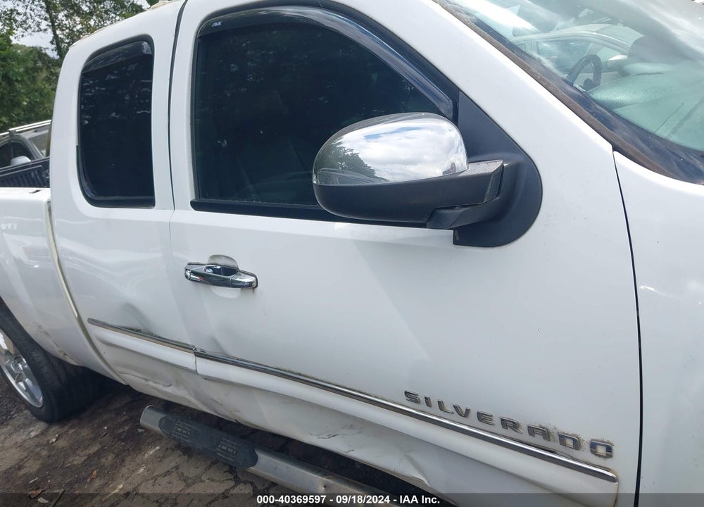 2010 CHEVROLET SILVERADO 1500 LT VIN: 1GCSCSE04AZ156625
