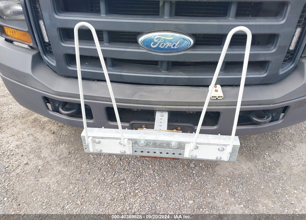 2007 FORD F-350 XL/XLT VIN: 1FDWX32P17EA03404