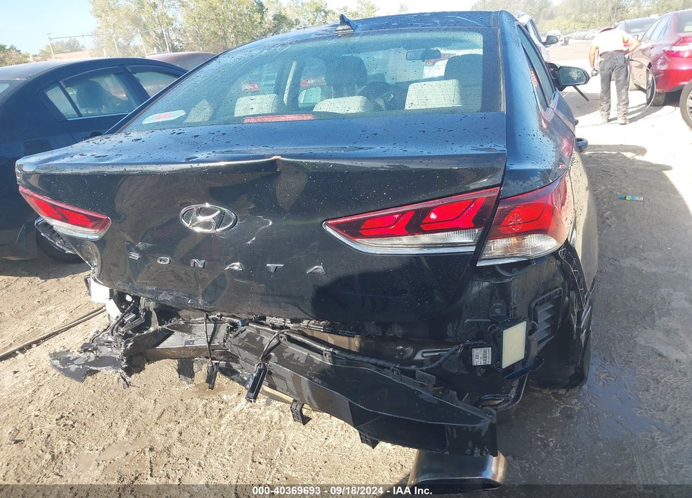 2018 HYUNDAI SONATA VIN: 5NPE24AF6JH694210