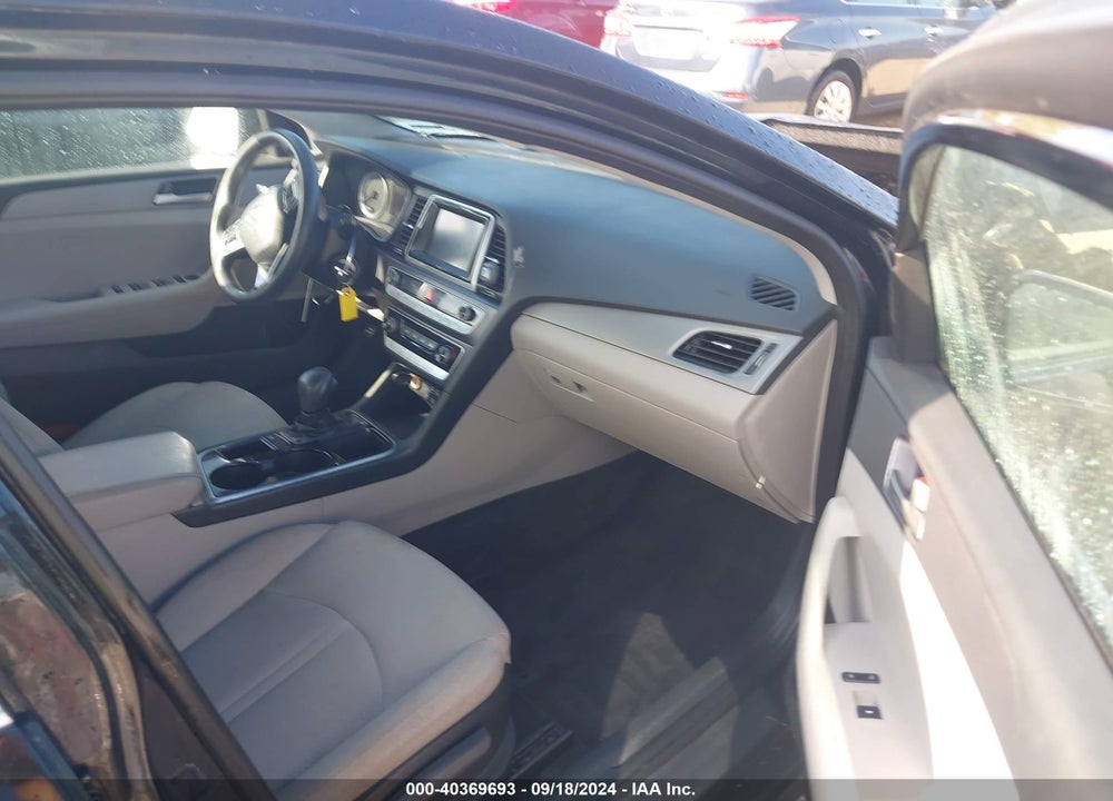 2018 HYUNDAI SONATA VIN: 5NPE24AF6JH694210