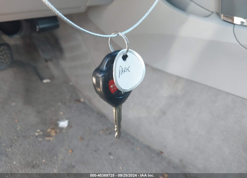 2007 TOYOTA CAMRY XLE VIN: JTNBE46KX73083077