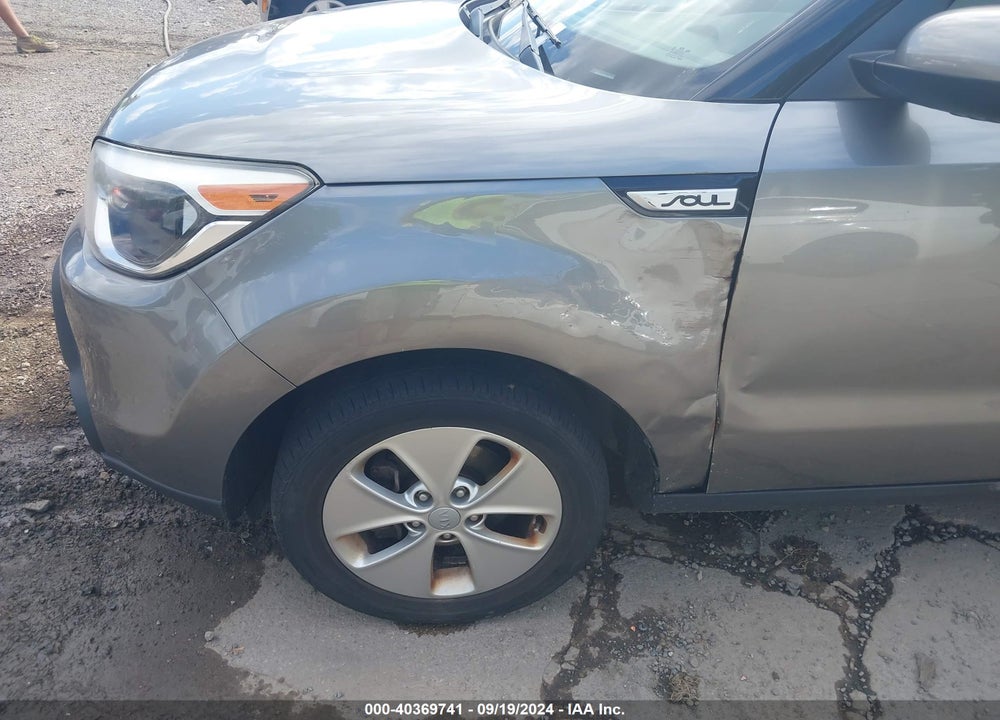 2015 KIA SOUL VIN: KNDJN2A20F7198175