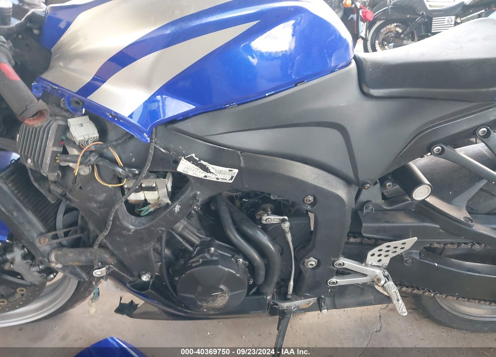 2007 HONDA CBR600 RR VIN: JH2PC40017M011550