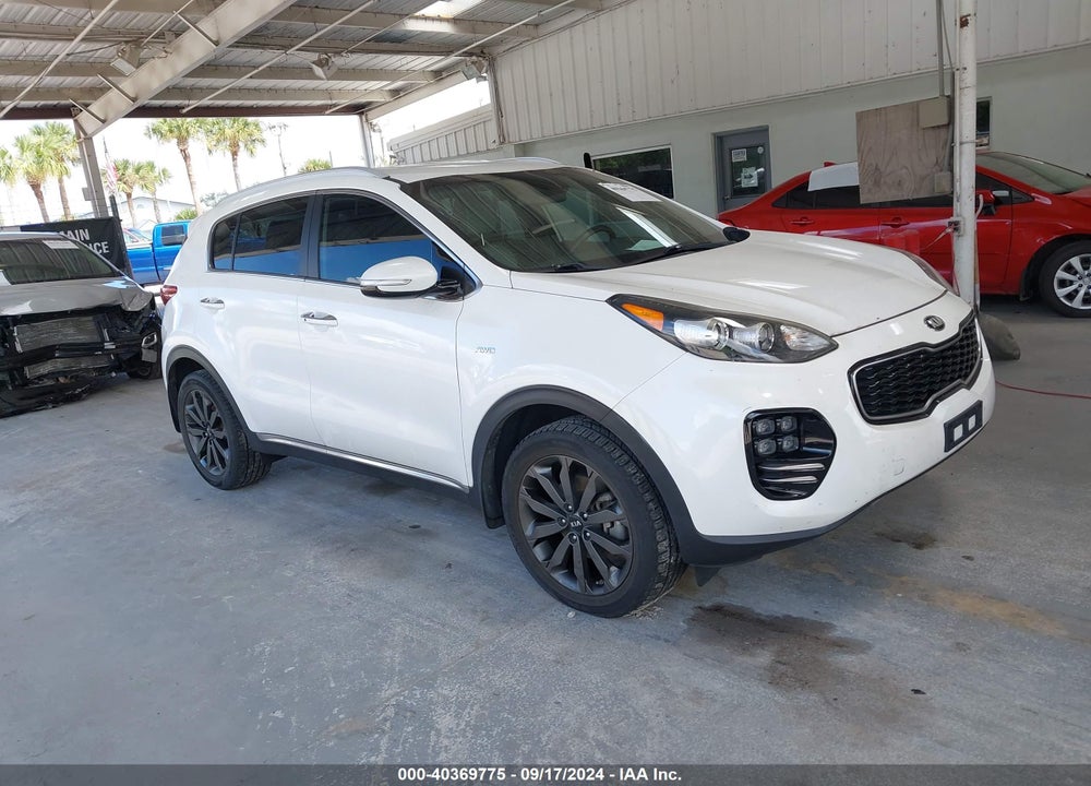 2018 KIA SPORTAGE EX VIN: KNDPNCAC5J7473041