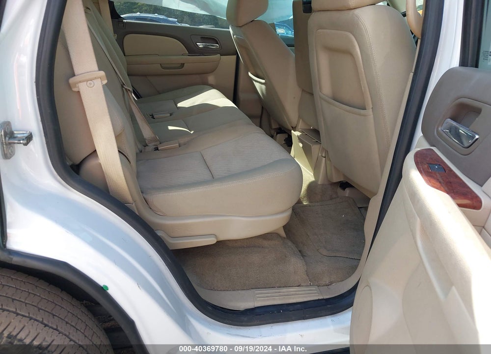 2014 CHEVROLET TAHOE LS VIN: 1GNSCAE04ER231301