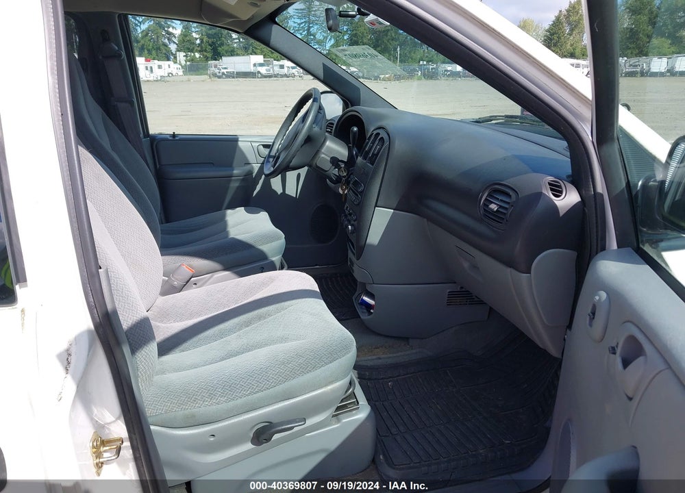 2005 DODGE GRAND CARAVAN SE VIN: 1D4GP24R85B165582