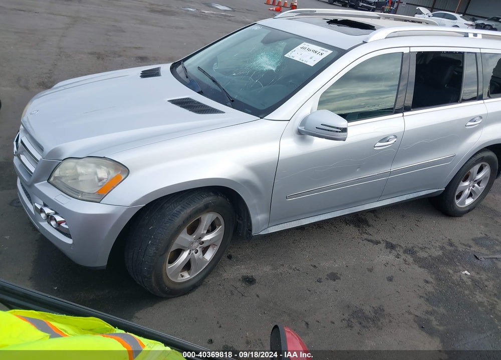 2011 MERCEDES-BENZ GL 450 4MATIC VIN: 4JGBF7BE1BA695056