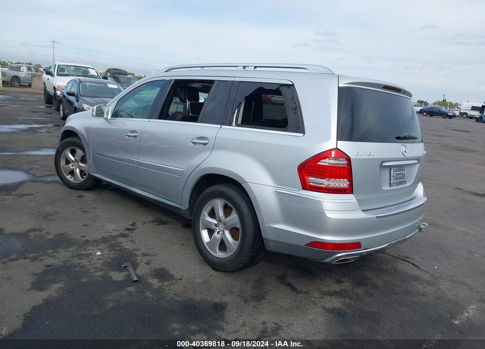 2011 MERCEDES-BENZ GL 450 4MATIC VIN: 4JGBF7BE1BA695056