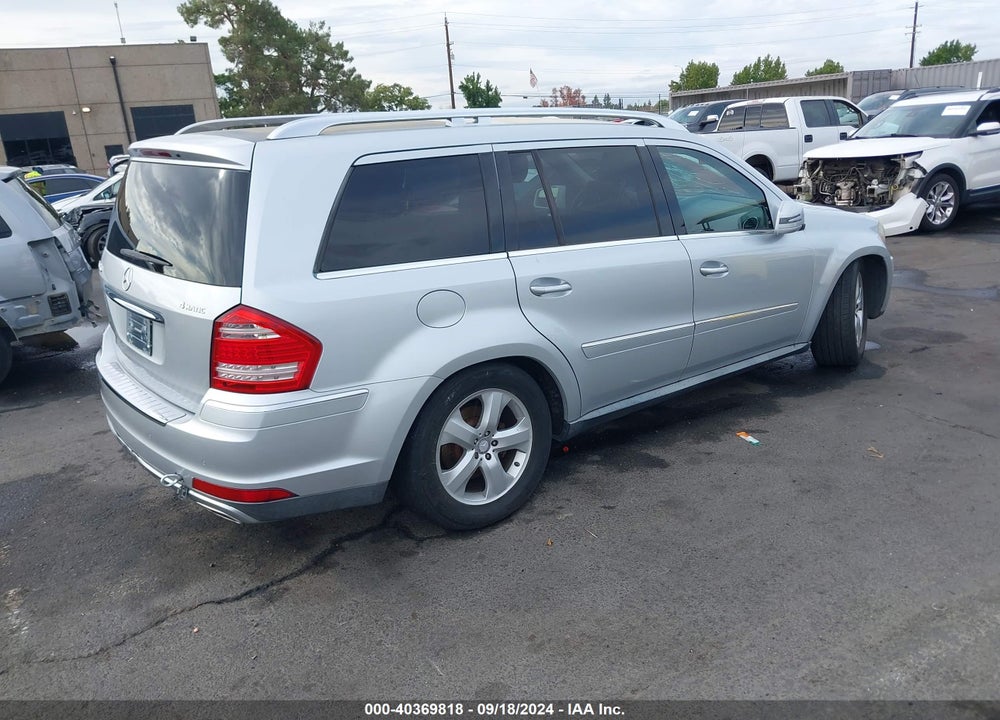 2011 MERCEDES-BENZ GL 450 4MATIC VIN: 4JGBF7BE1BA695056